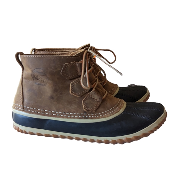 Sorel Out N About Waterproof Duck Boots - Picture 6 of 11